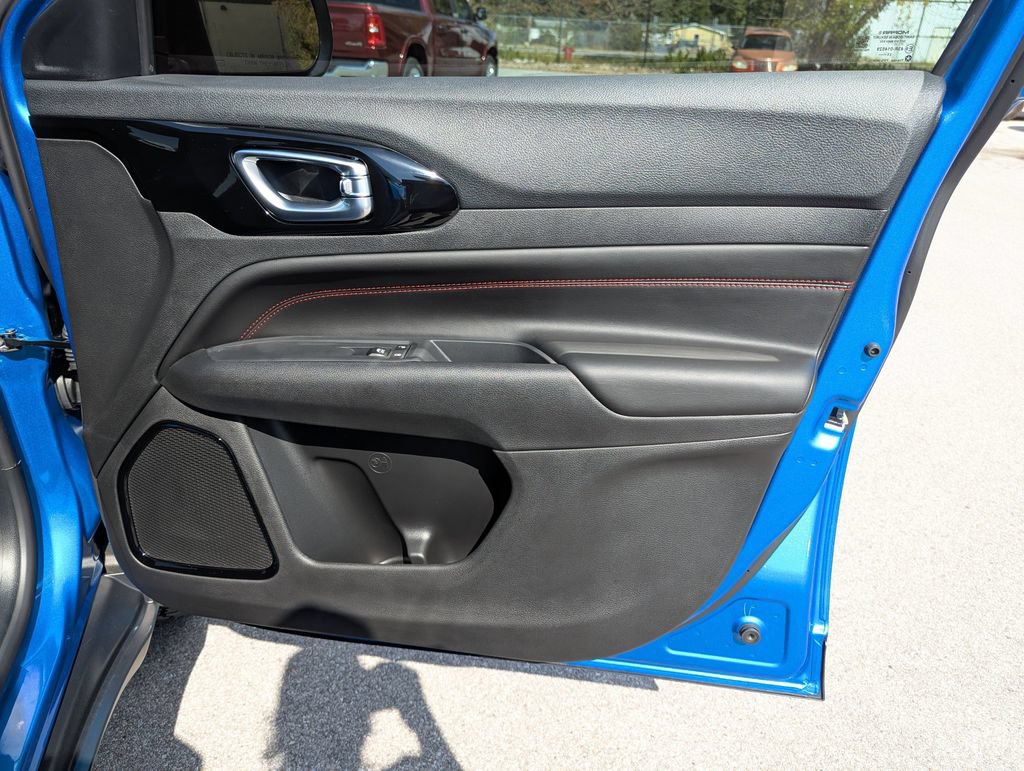 New 2026 Jeep Compass Trailhawk AWD/4WD image 34