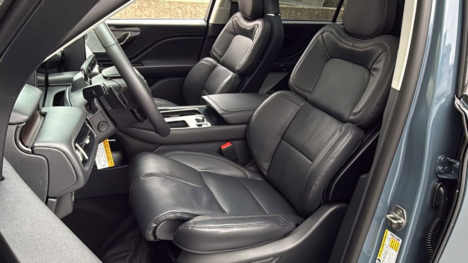 New 2026 Lincoln Aviator Reserve image 16