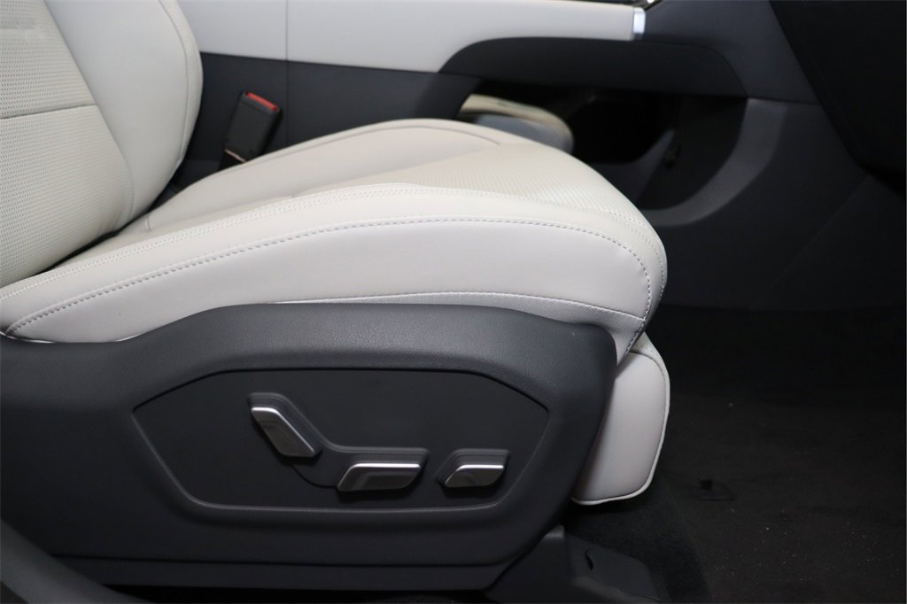 New 2026 Hyundai Santa Fe Calligraphy image 15