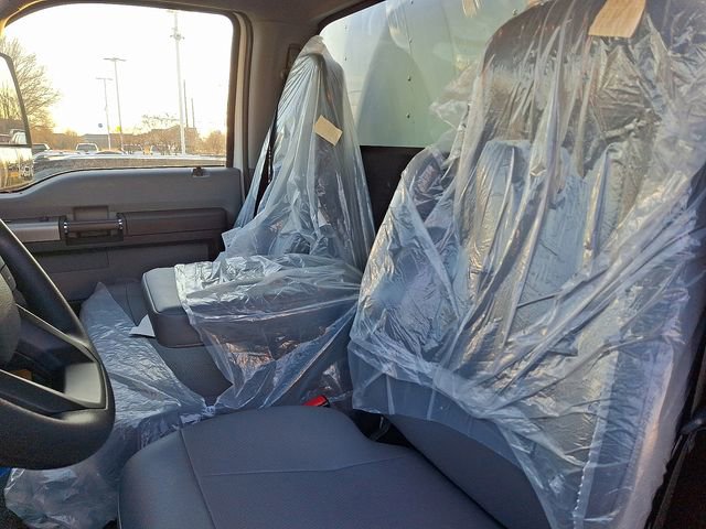 Used 2023 Ford F650 2WD Regular Cab Super Duty image 11
