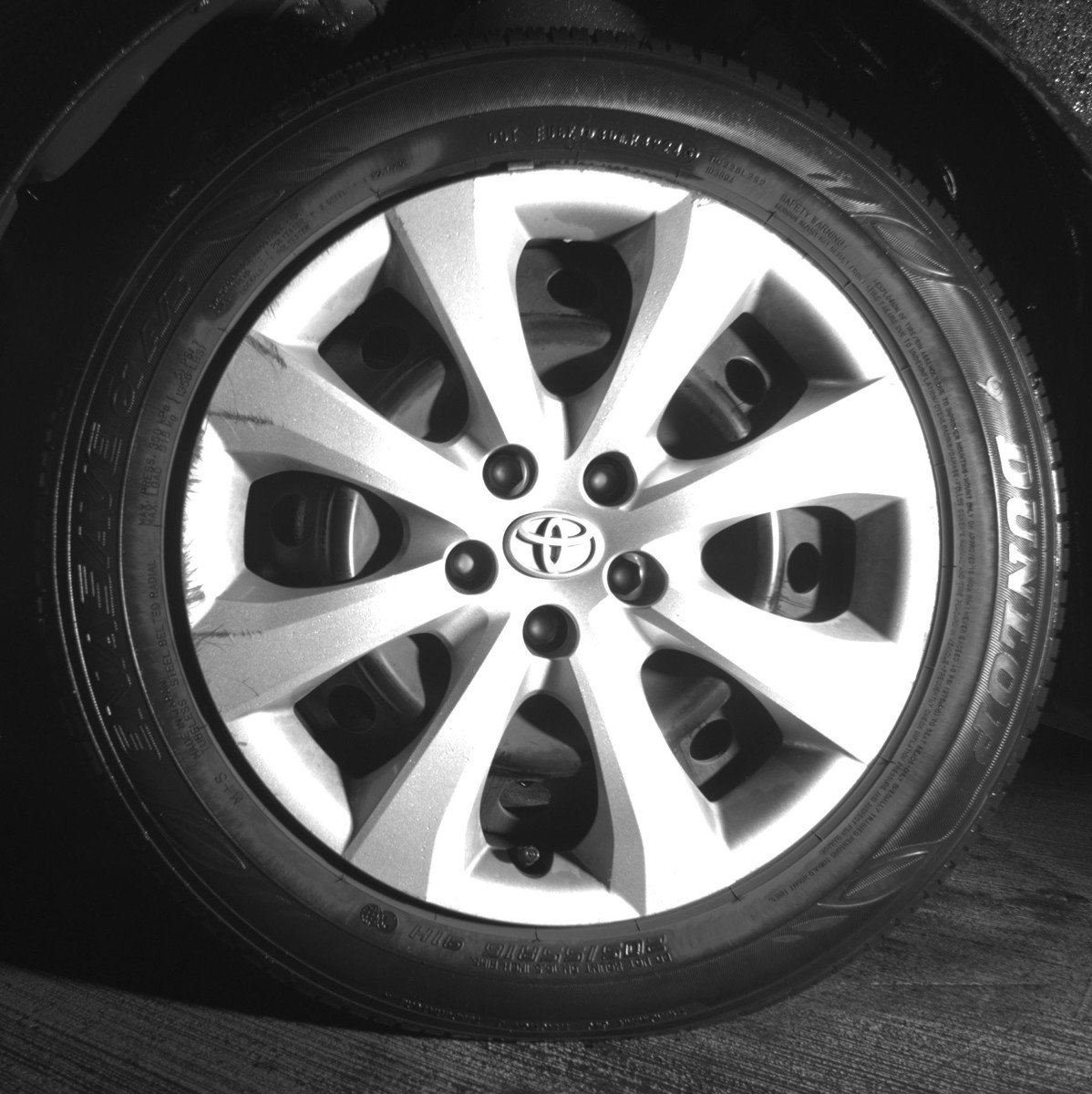 Used 2025 Toyota Corolla LE FWD image 12