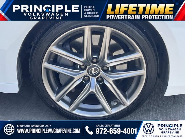 Used 2020 Lexus IS 300 F Sport w/ F Sport Package AWD/4WD image 3