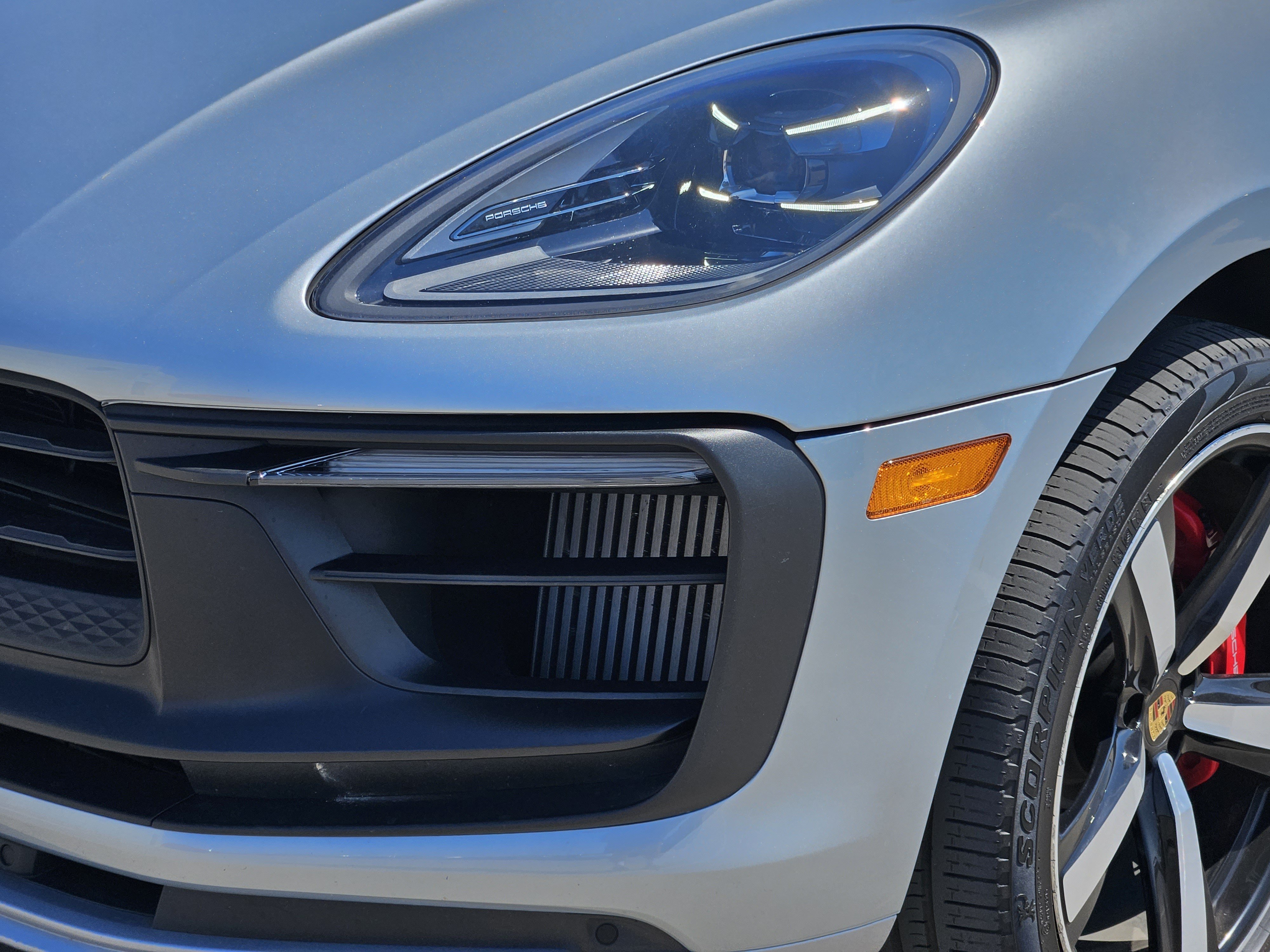 Certified 2022 Porsche Macan GTS AWD/4WD image 12