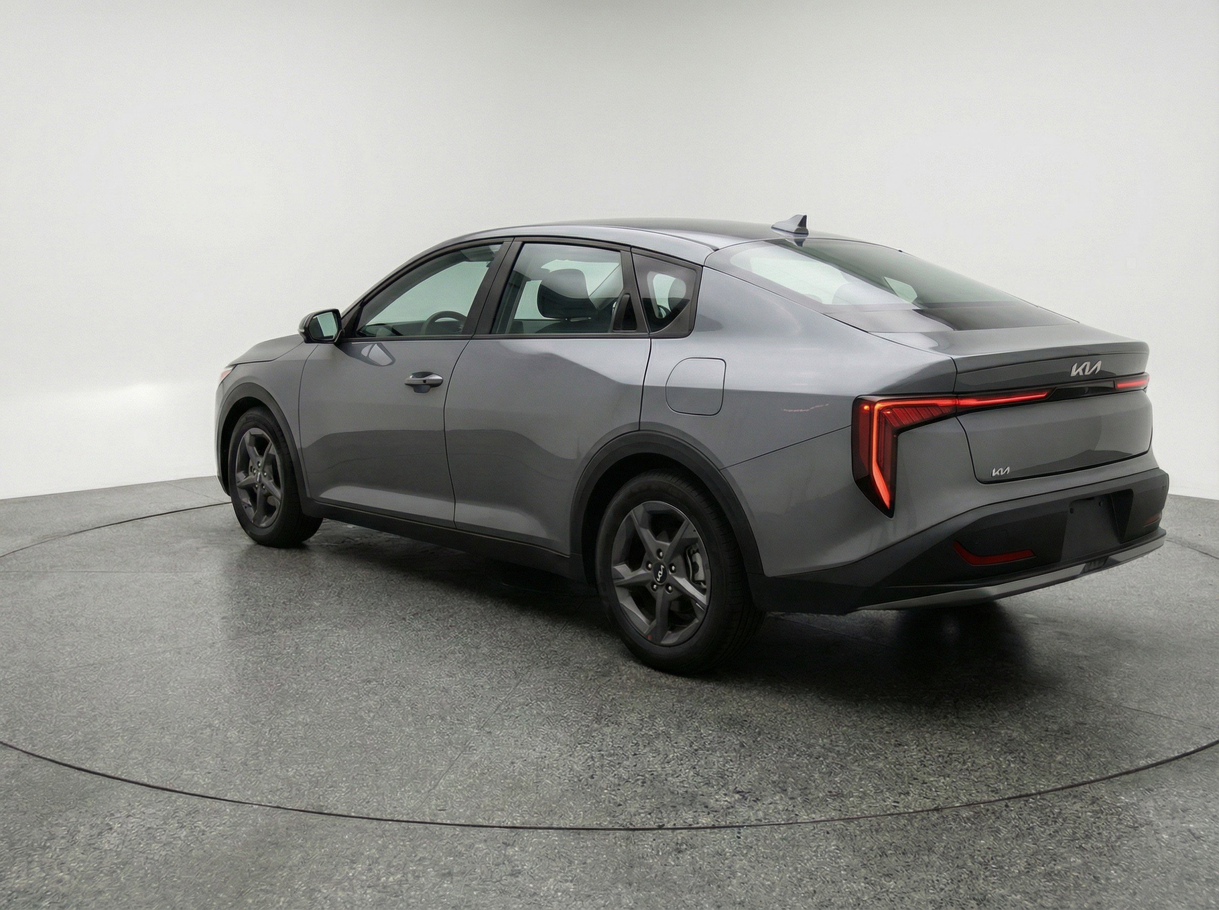 Used 2025 Kia K4 FWD image 6