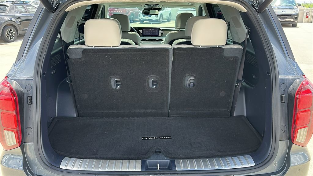 Used 2022 Hyundai Palisade Calligraphy w/ Cargo Package image 35