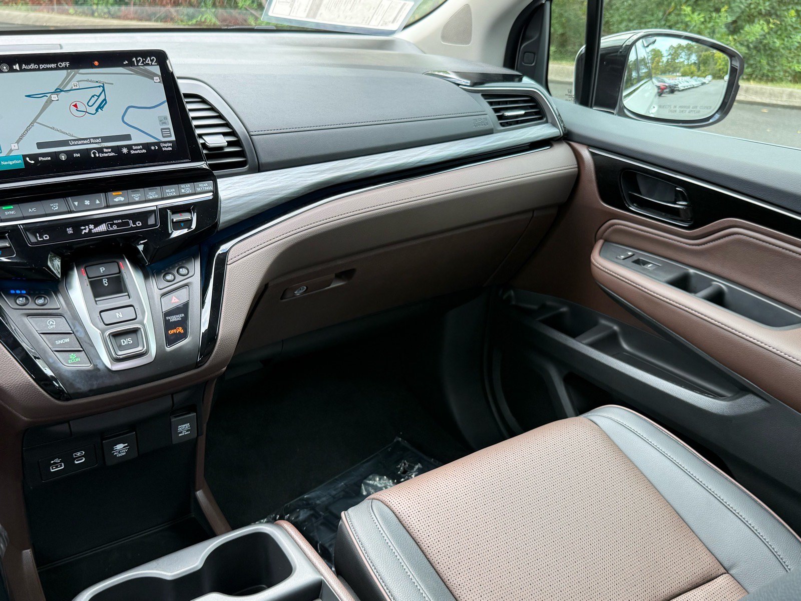 New 2027 Honda Odyssey Elite image 7