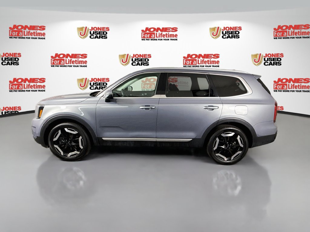 Used 2025 Kia Telluride S FWD image 14