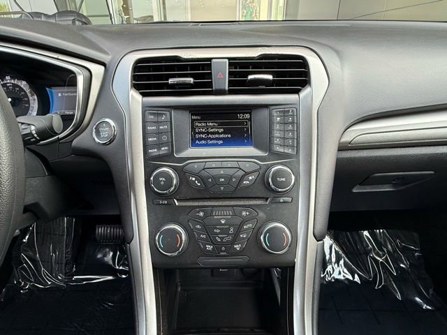 Certified 2018 Ford Fusion S FWD image 25