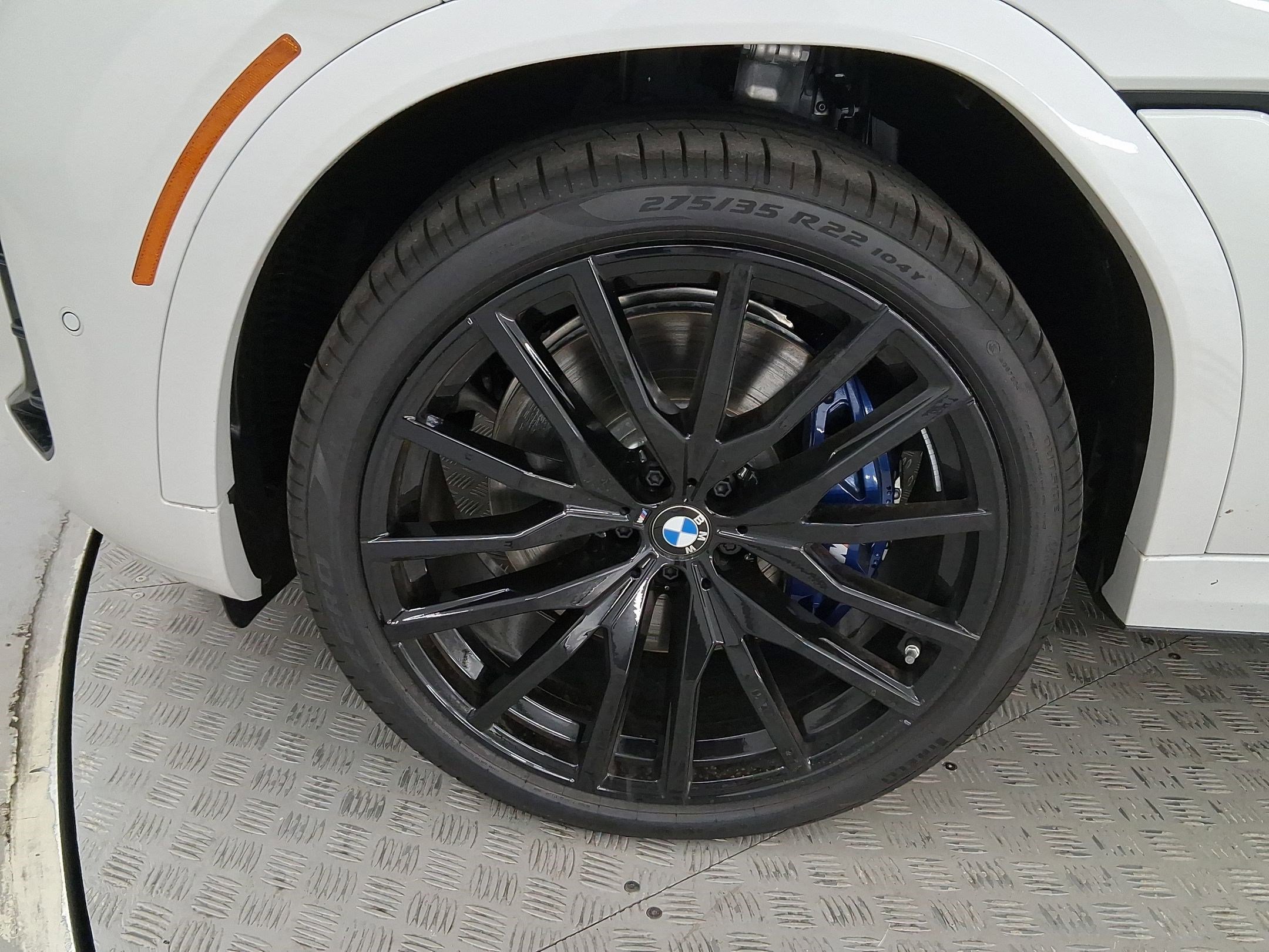 New 2026 BMW X6 M60i image 11