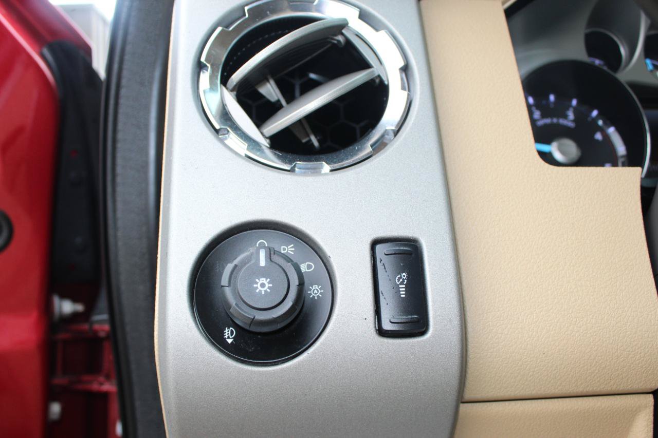 Used 2015 Ford F350 Lariat w/ Lariat Interior Package AWD/4WD image 23