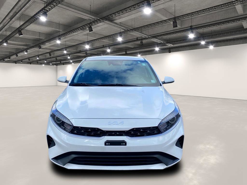Certified 2023 Kia Forte LXS image 3