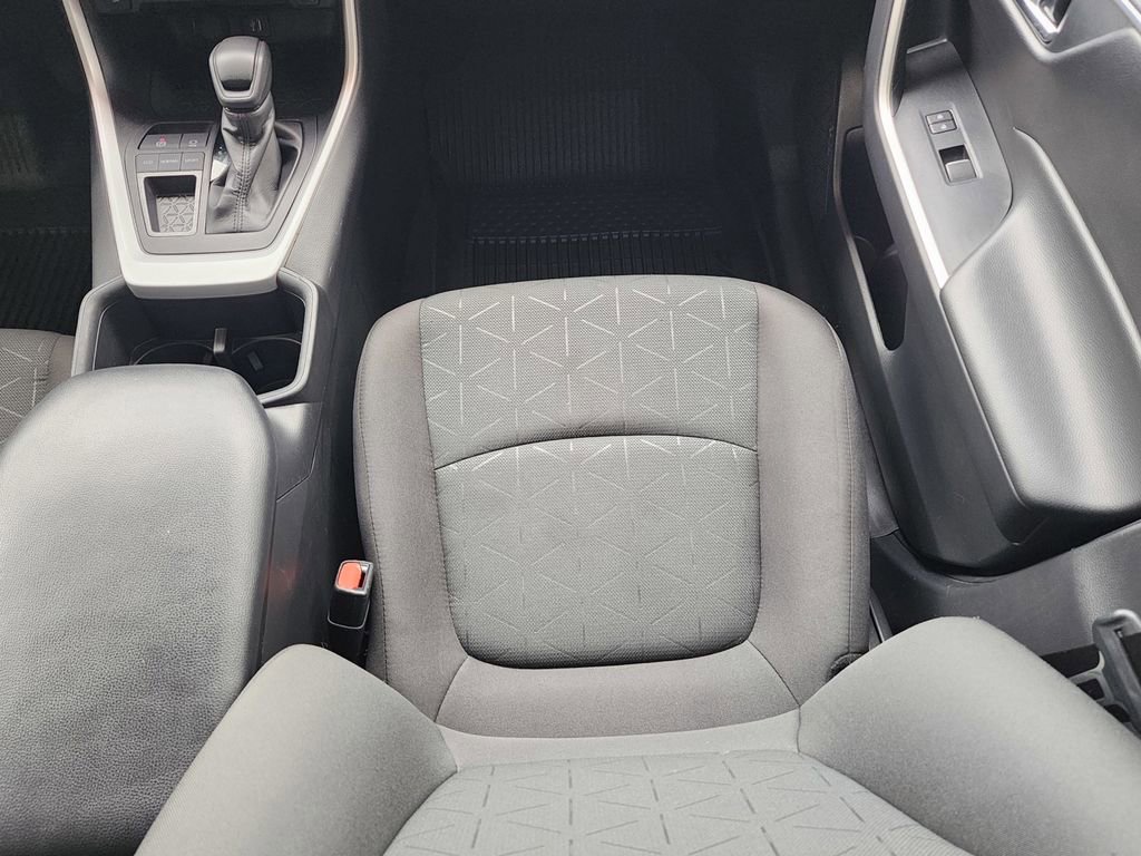Used 2024 Toyota RAV4 XLE image 13