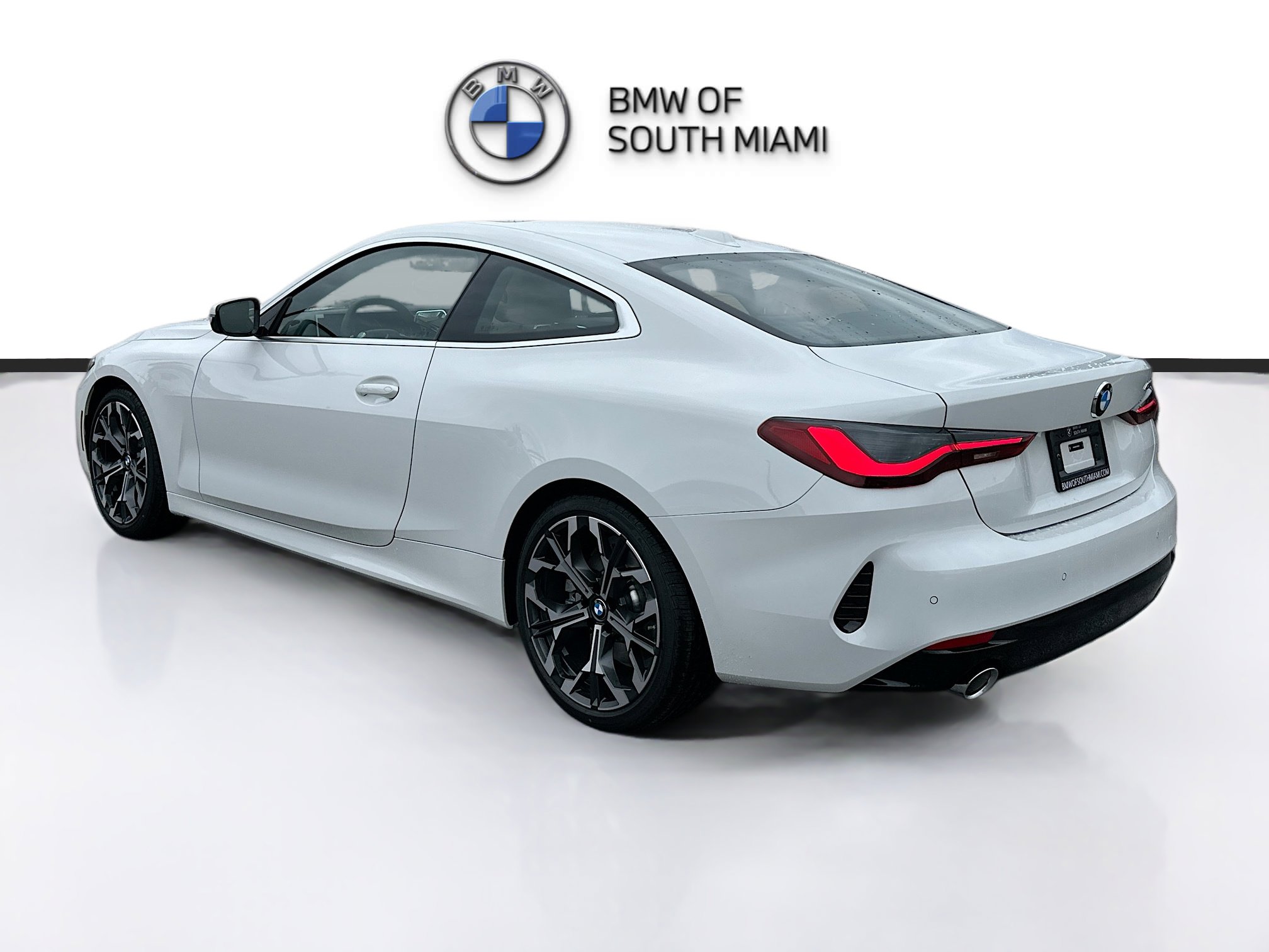 New 2026 BMW 430i Coupe w/ Convenience Package RWD image 4