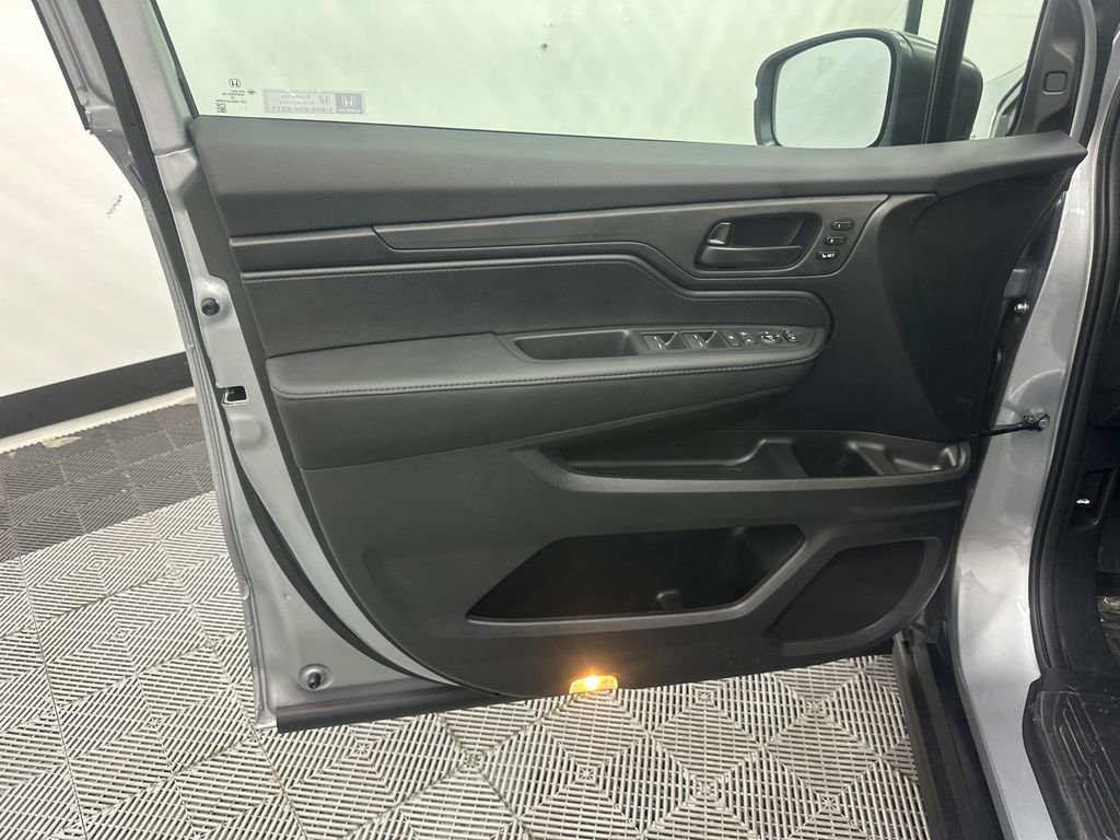 New 2026 Honda Odyssey EX-L image 11
