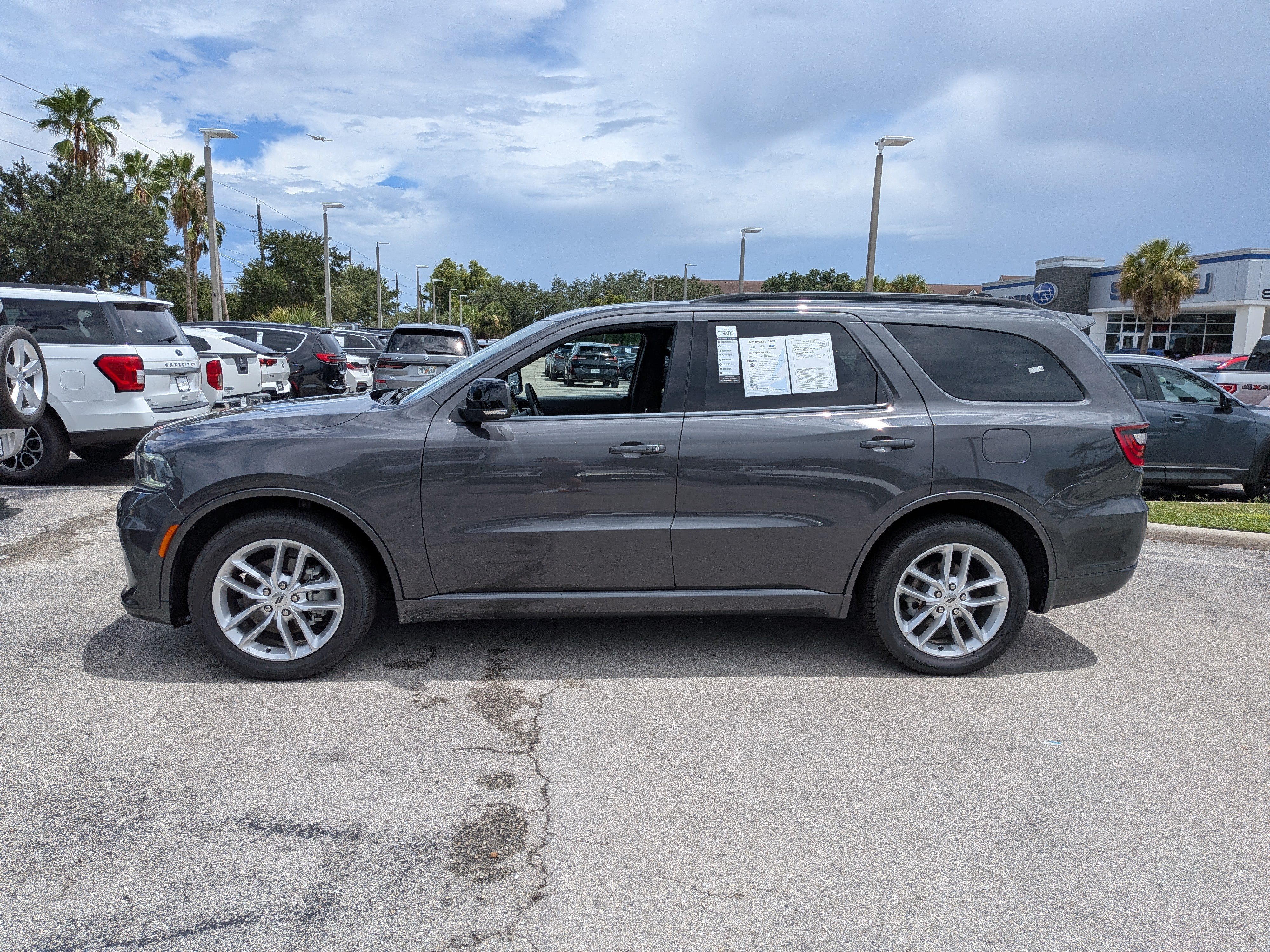 Used 2024 Dodge Durango GT RWD image 7