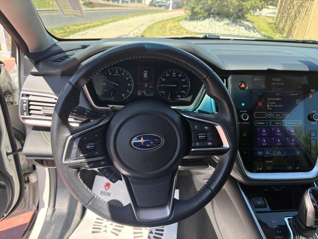 Used 2021 Subaru Outback Onyx Edition XT AWD/4WD image 17