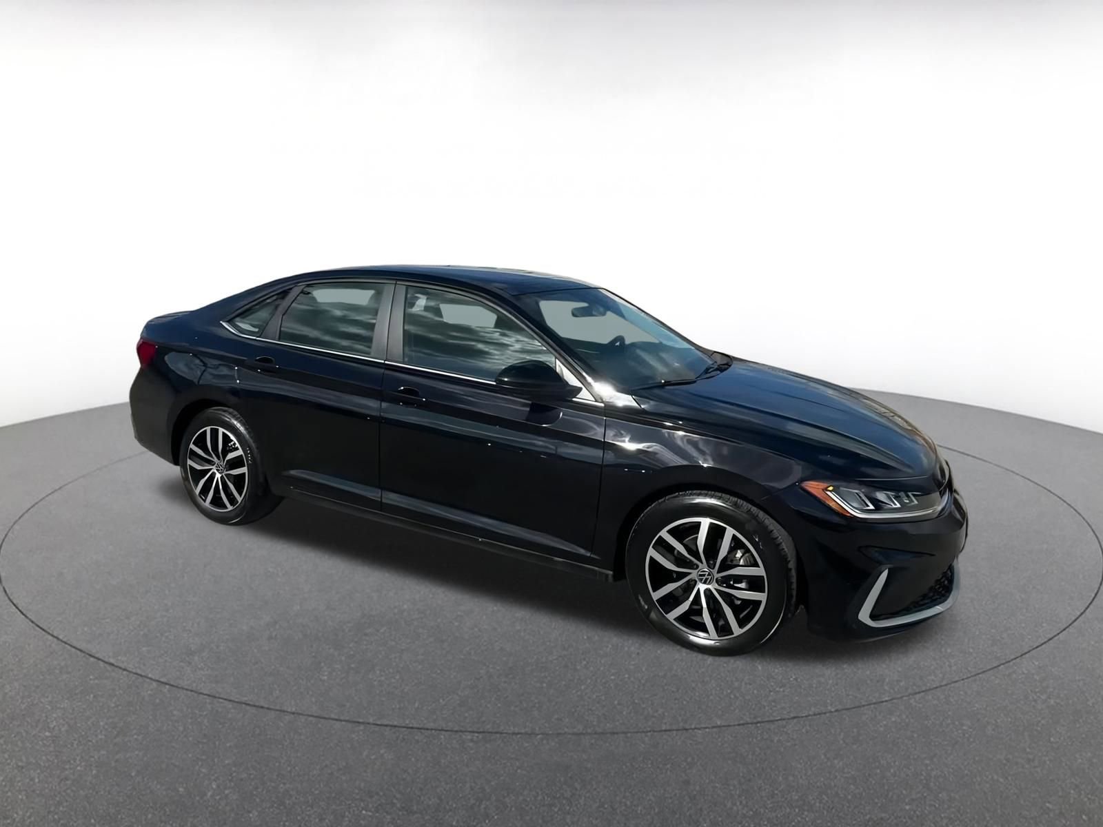 Used 2025 Volkswagen Jetta SE video 2