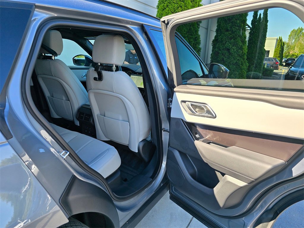 New 2026 Land Rover Range Rover Velar Dynamic SE image 28