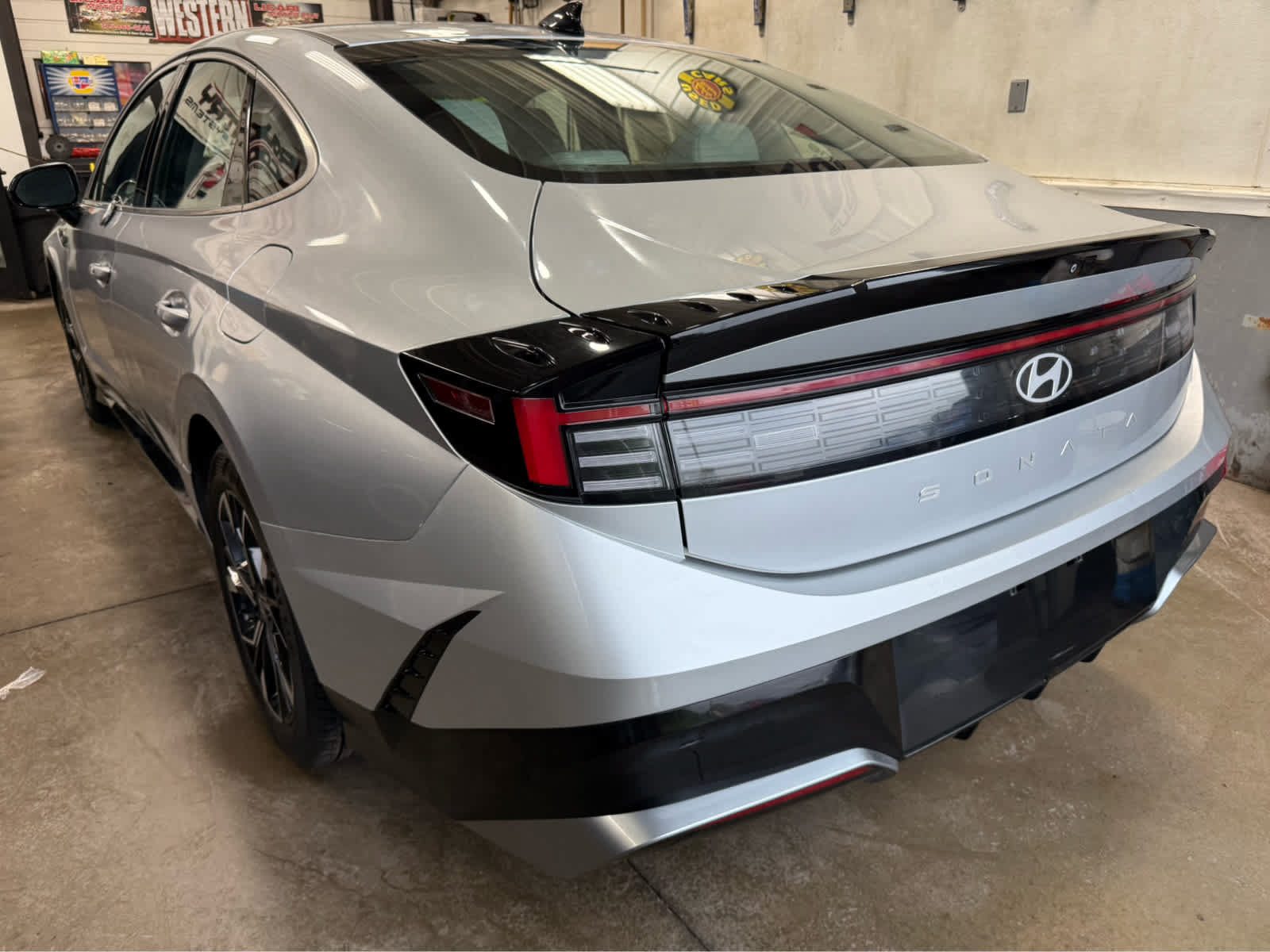 Used 2024 Hyundai Sonata SEL FWD image 8
