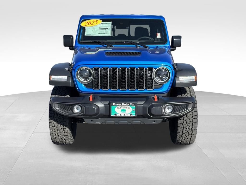 New 2025 Jeep Gladiator Mojave image 3