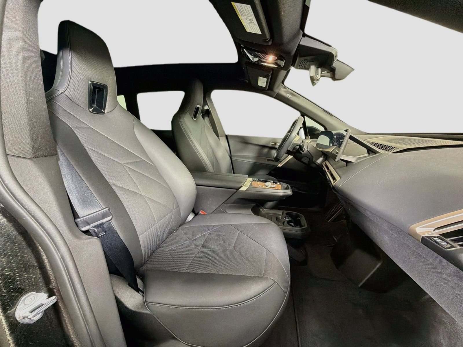 Certified 2023 BMW iX M60 w/ Executive Package AWD/4WD image 30