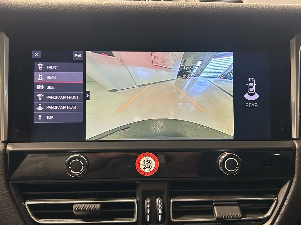 Certified 2023 Porsche Macan Turbo image 21