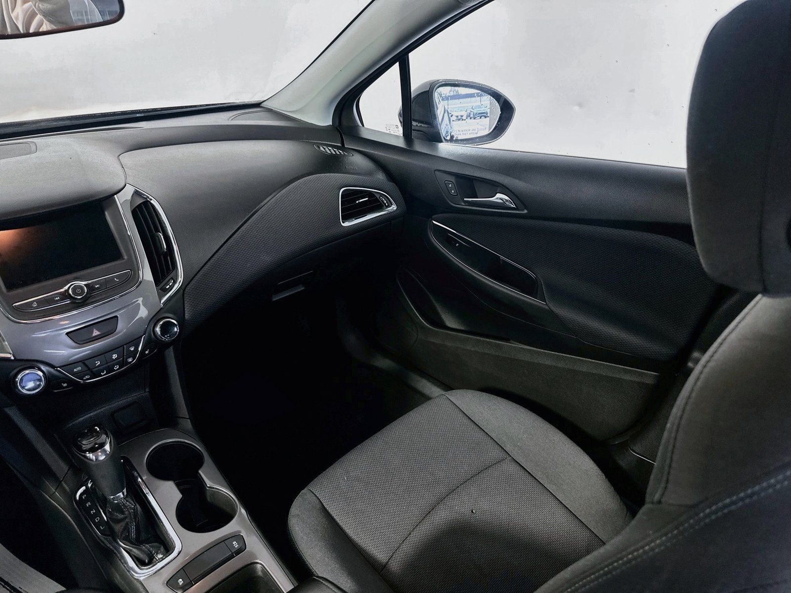 Used 2019 Chevrolet Cruze LT w/ LT Fleet Convenience Package FWD image 21