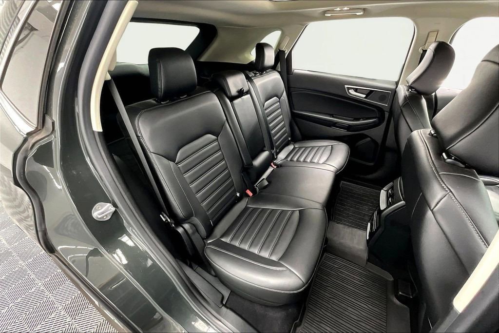 Certified 2024 Ford Edge SEL w/ Convenience Package AWD/4WD image 27