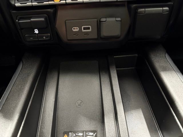 Used 2023 Chevrolet Silverado 3500 LTZ w/ LTZ Convenience Package image 39