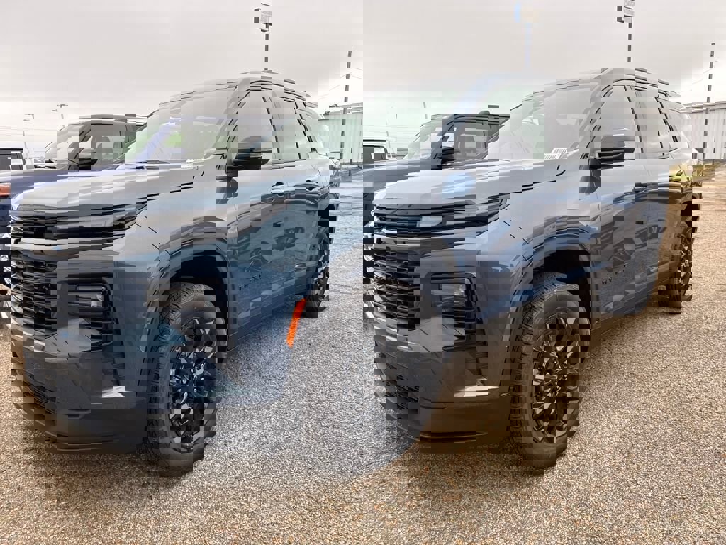 New 2026 Chevrolet Traverse LT w/ Midnight/Sport Edition image 1