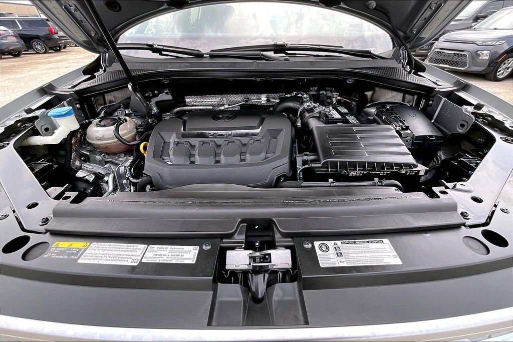 Used 2020 Volkswagen Tiguan SEL Premium R-Line AWD/4WD image 31