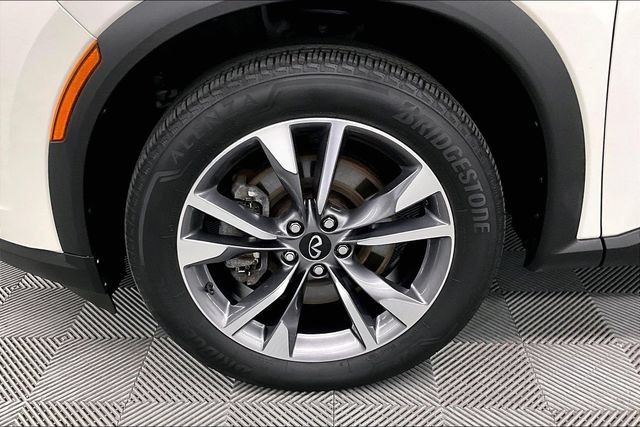 Used 2024 INFINITI QX60 Luxe AWD/4WD image 10