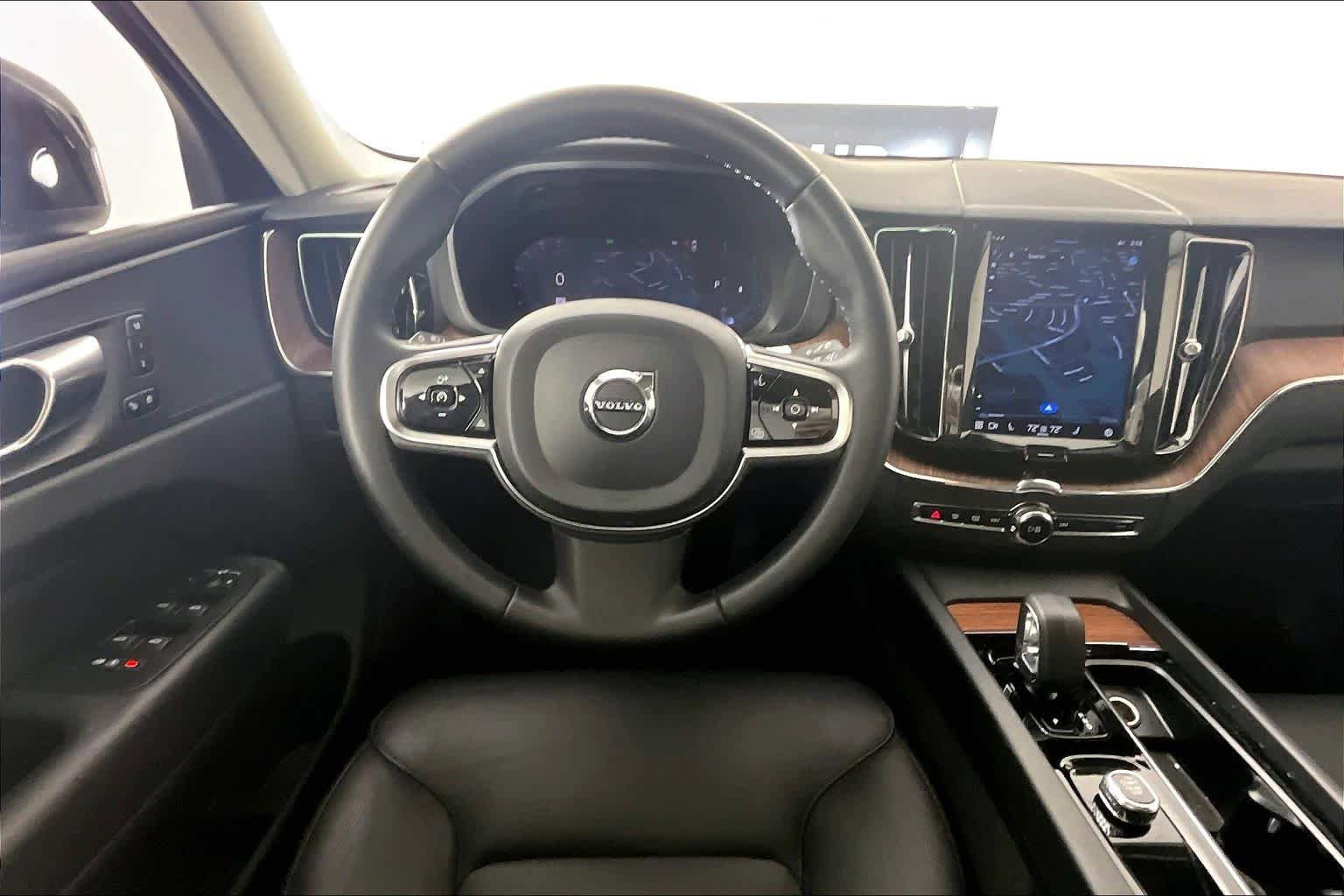 Used 2024 Volvo XC60 B5 Plus w/ Protection Package Premier image 6
