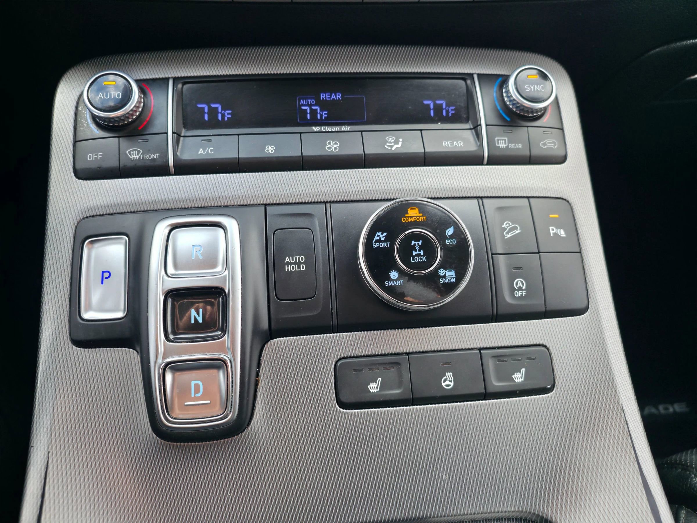 Used 2020 Hyundai Palisade SEL w/ Premium Package image 18