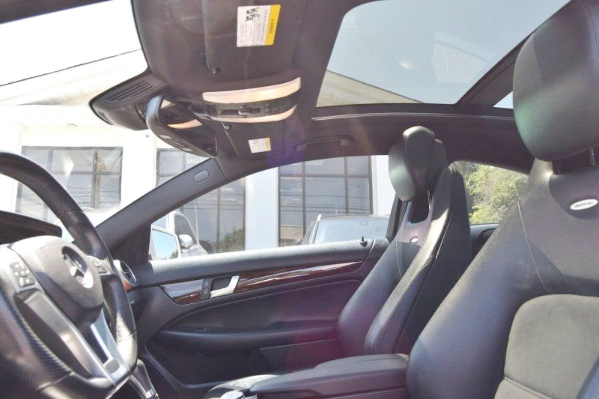 Used 2012 Mercedes-Benz C 63 AMG Coupe image 21