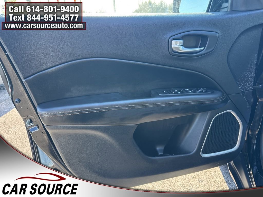 Used 2020 Jeep Compass Limited image 17