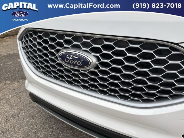 Certified 2023 Ford Edge SEL w/ Convenience Package AWD/4WD image 10