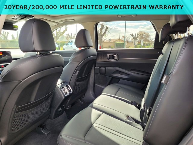 New 2026 Kia Sorento S image 6