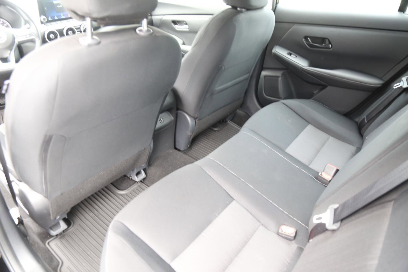 Used 2025 Nissan Sentra SV FWD image 16