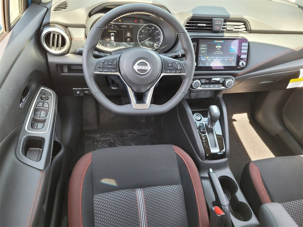 New 2025 Nissan Versa SR w/ Trunk Package image 5