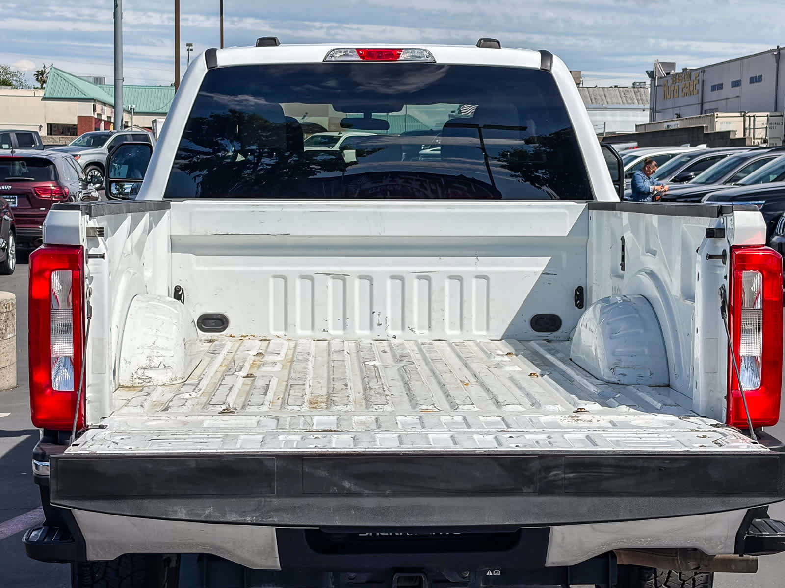 Used 2024 Ford F250 XLT w/ FX4 Off-Road Package AWD/4WD image 24