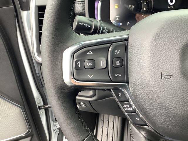 New 2026 RAM 1500 Laramie AWD/4WD image 13