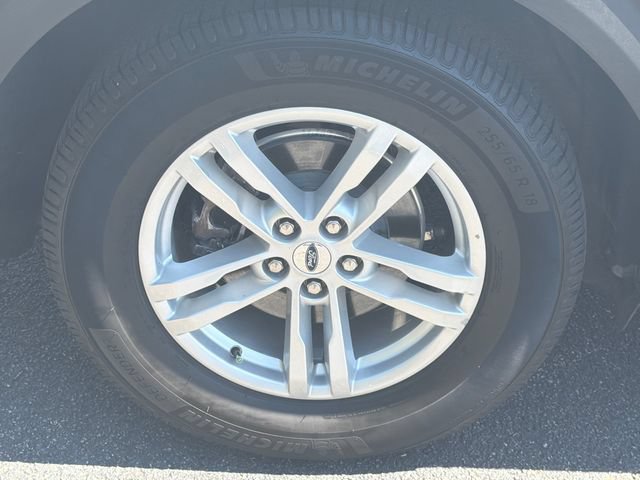 Used 2021 Ford Explorer XLT RWD image 18