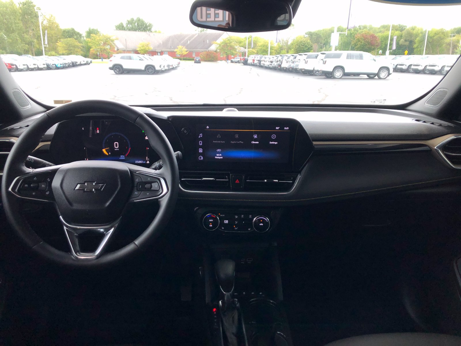 Used 2025 Chevrolet TrailBlazer ACTIV w/ Convenience Package FWD image 17