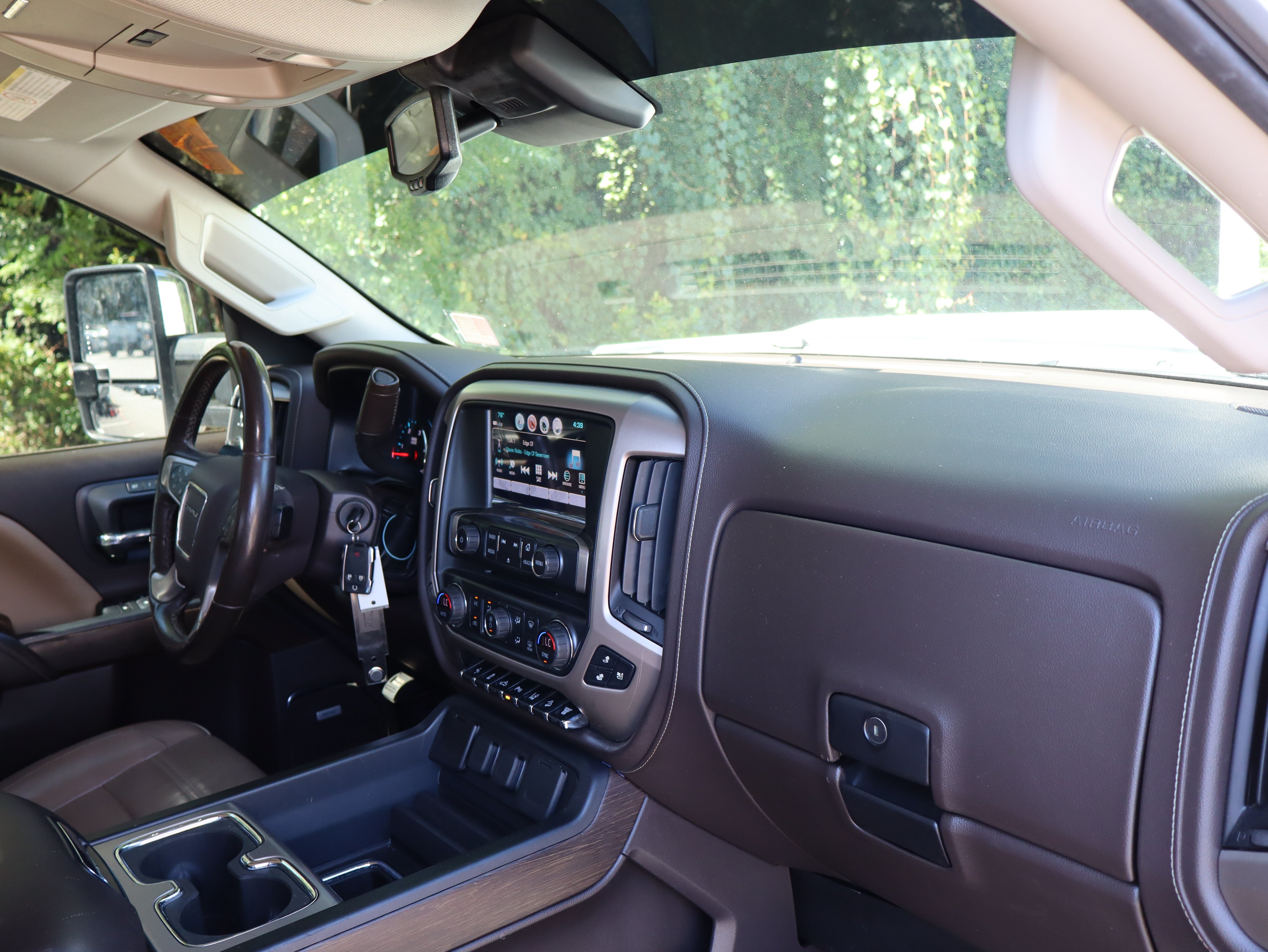 Used 2019 GMC Sierra 2500 Denali w/ Duramax Plus Package AWD/4WD image 35