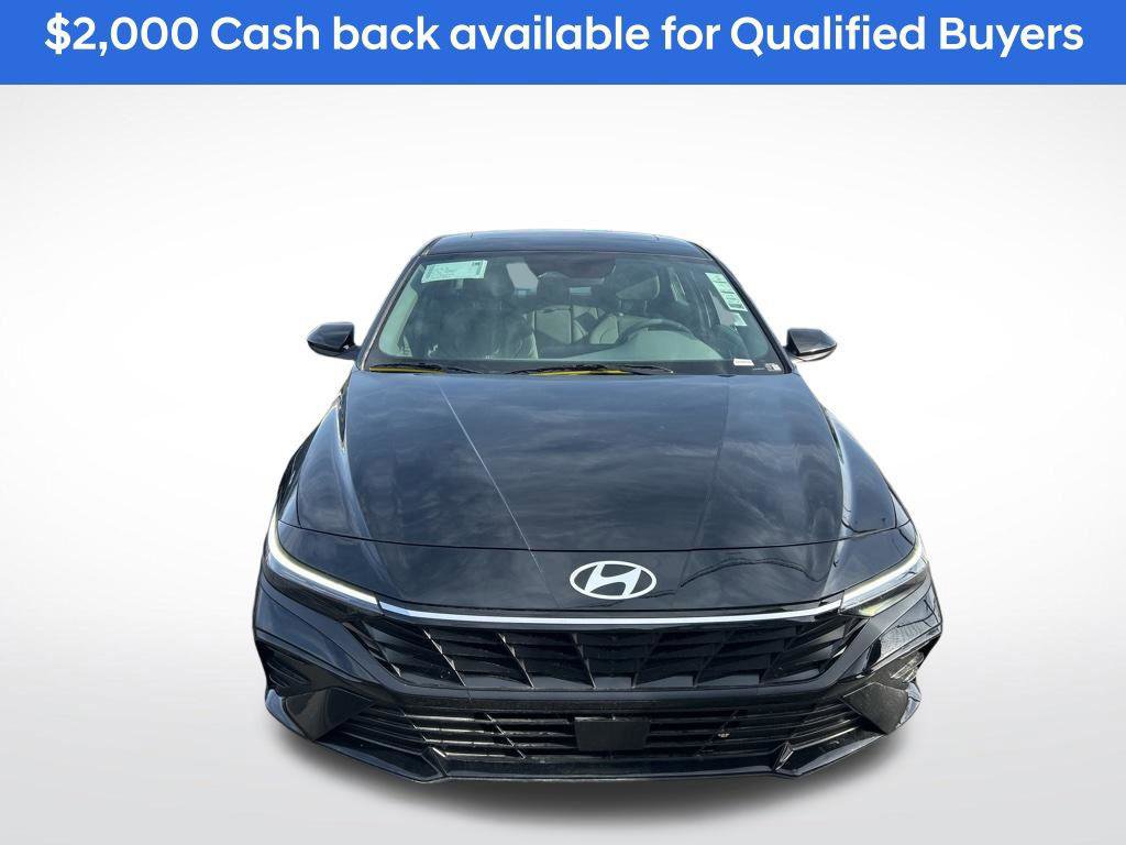 New 2026 Hyundai Elantra SEL Sport Premium image 2