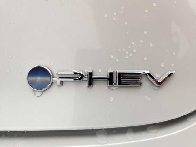 New 2026 Toyota Prius Plug-In Hybrid image 23