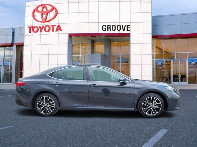 Used 2025 Toyota Camry XLE w/ Premium Package AWD/4WD image 7