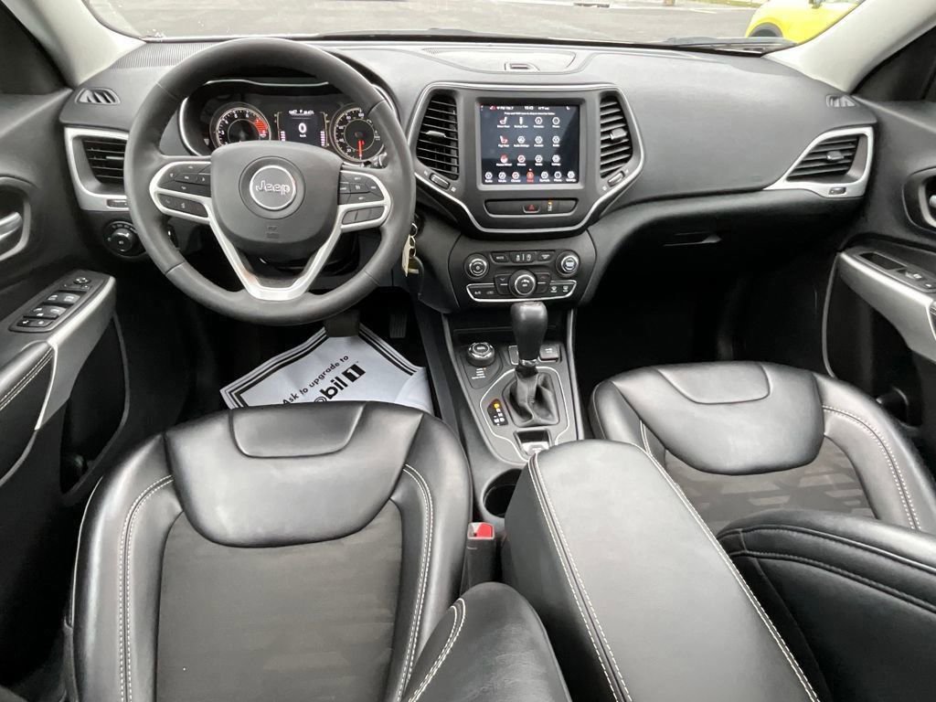 Used 2022 Jeep Cherokee Latitude w/ Sun & Sound Group image 32