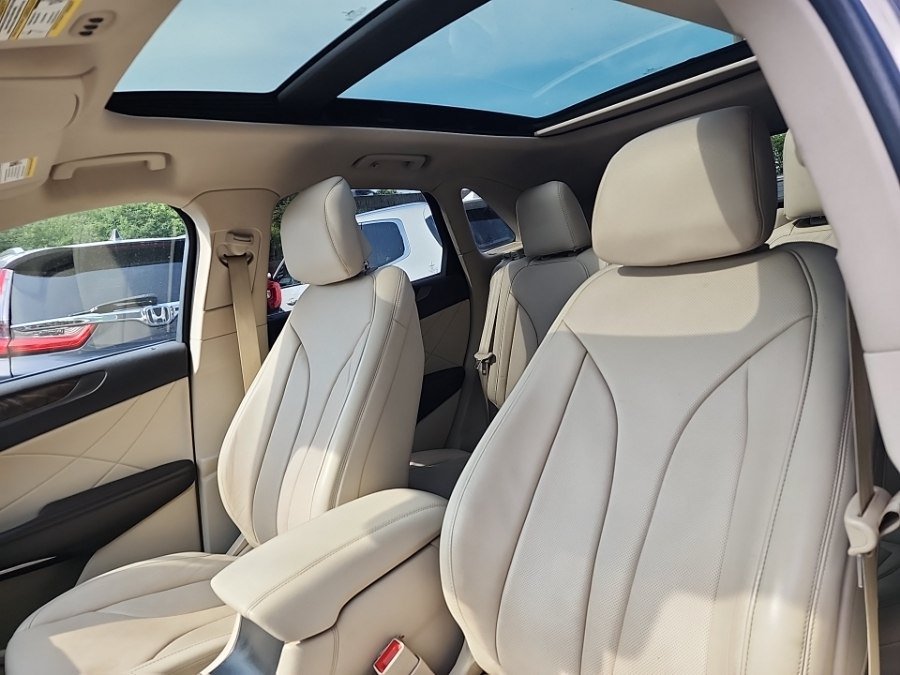 Used 2019 Lincoln MKC Reserve w/ MKC Climate Package AWD/4WD image 28